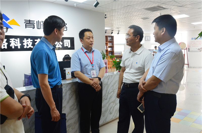 熱烈歡迎安陽市委統(tǒng)戰(zhàn)部副部長(zhǎng)李春喜一行蒞臨我司參觀！